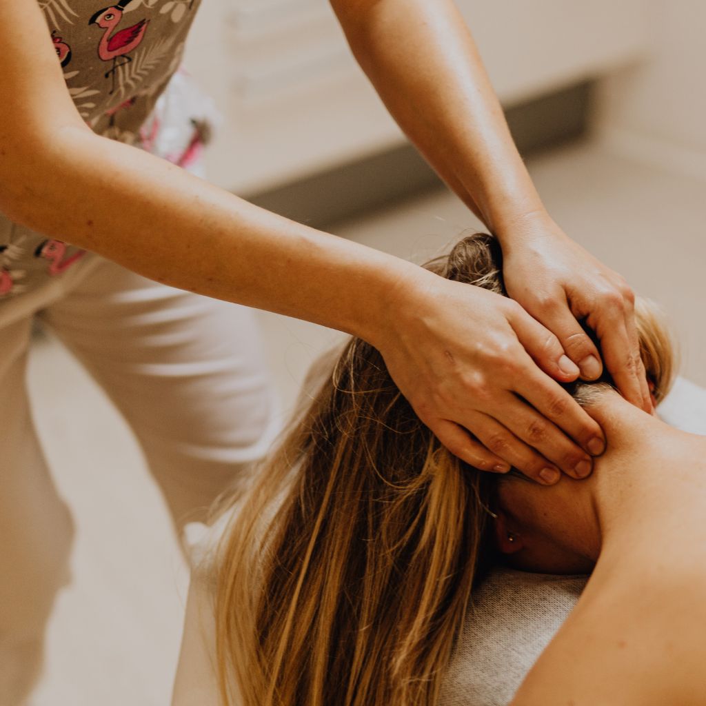 Natural Face lift Myofascial Massage Session