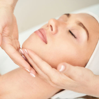 Natural Face lift Myofascial Massage Session